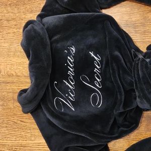 Victoria's Secret Short Cozy Robe